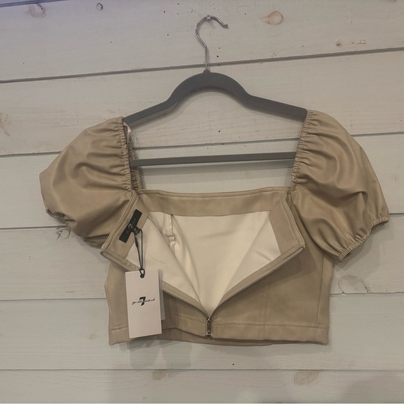 7 For All Mankind NWT Faux
Leather Crop Top Size Medium - Picture 9 of 16